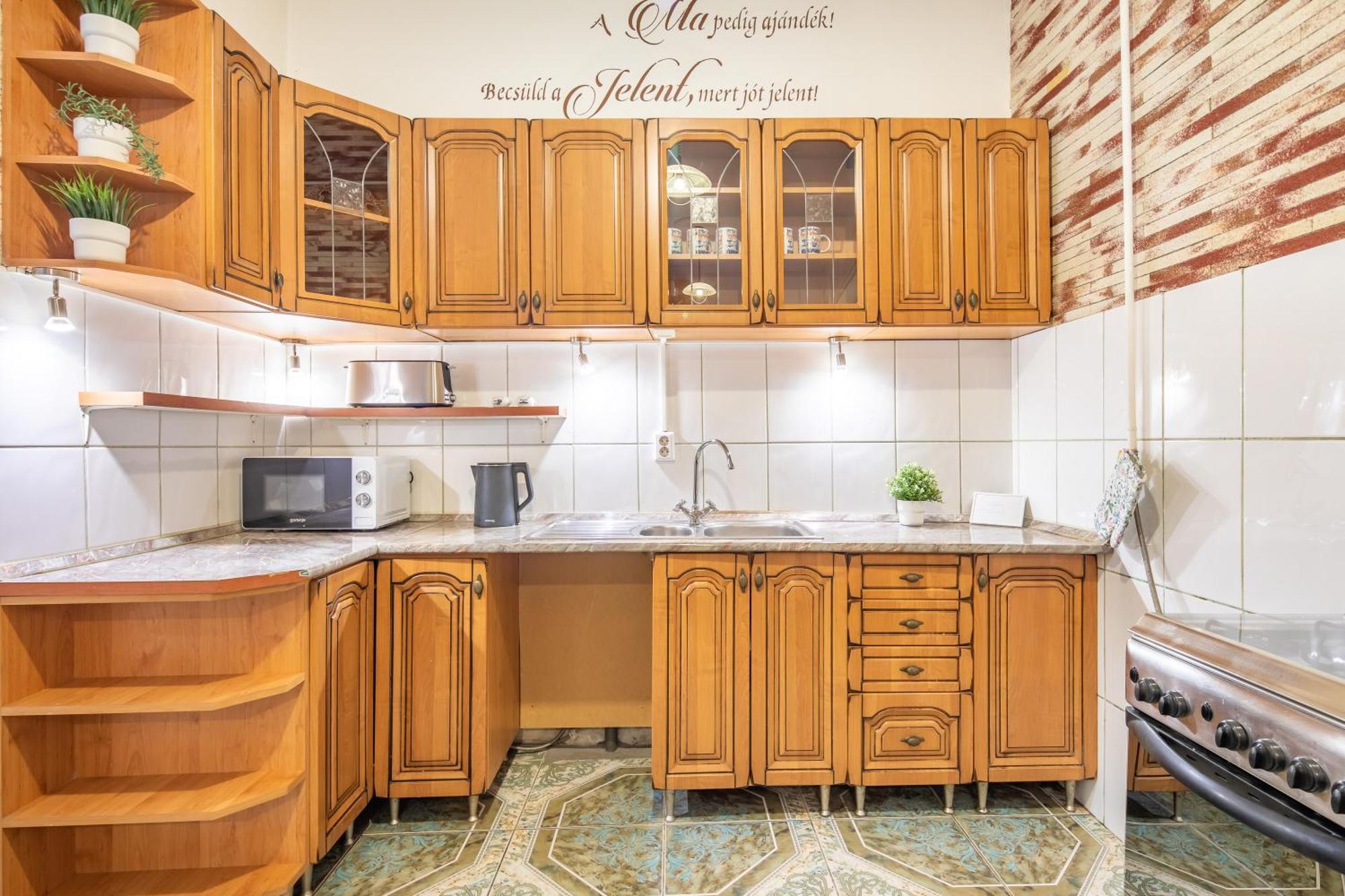 Metropolitan Retreat Blaha Square Boedapest